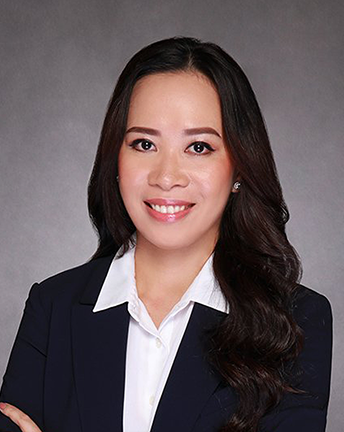 Bà Nguyễn Quỳnh Uyên