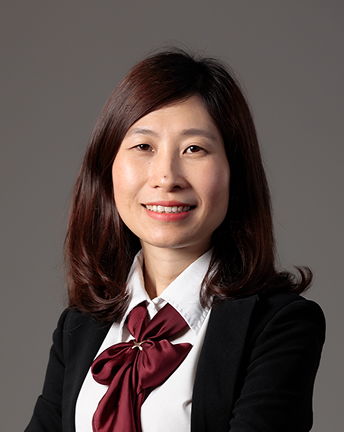 Bà Phan Thùy Trang